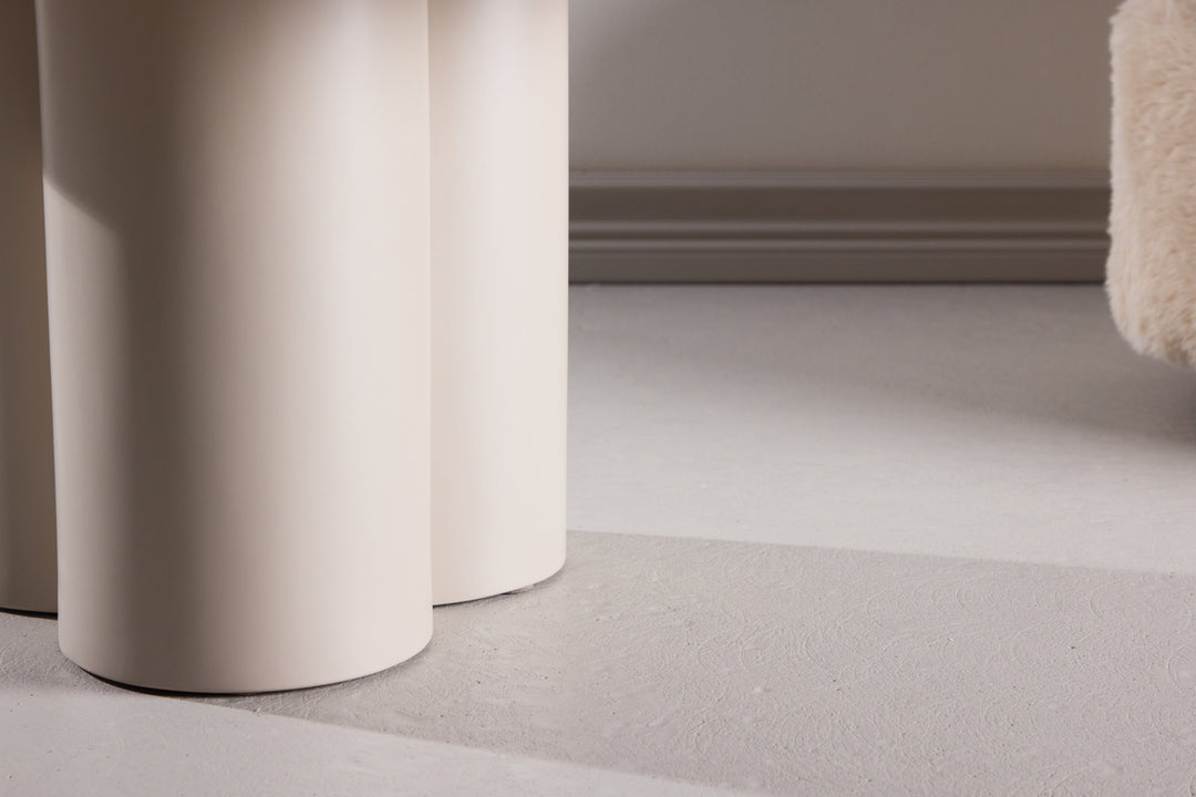 Olivia Soffbord Vitputsad