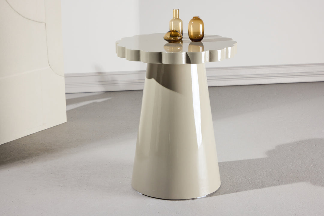 Krull Sidobord Beige