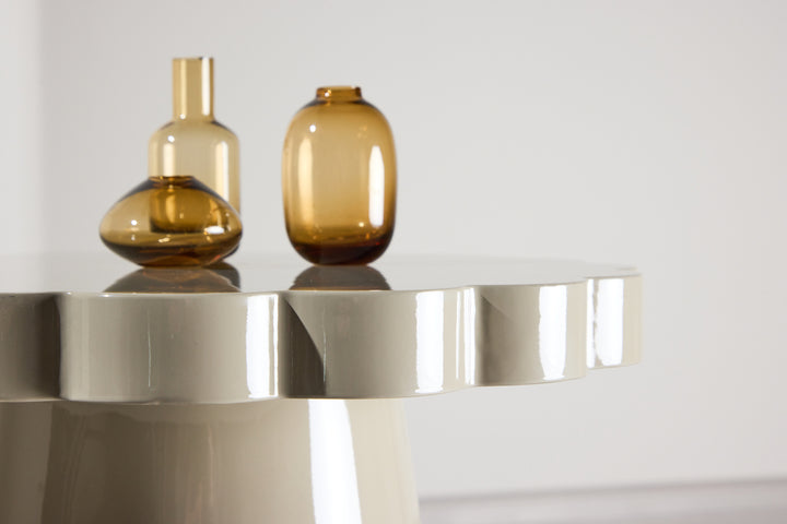 Krull Sidobord Beige