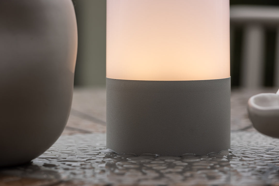 Tubu Bordslampa Grå