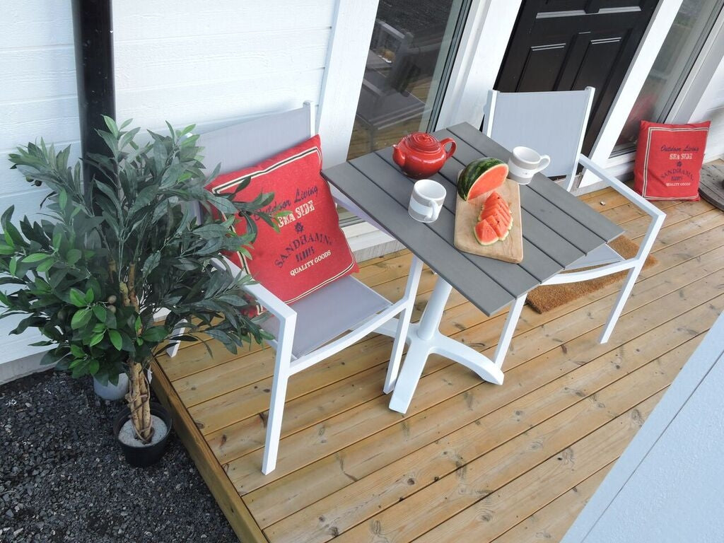 Copacabana & Colorado Matstolar + Cafebord Grå