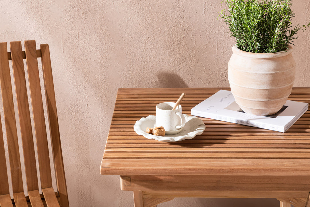 Ghana Matstolar Guld + Cafebord Natur