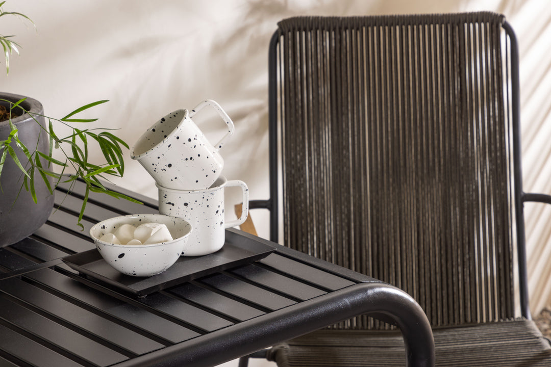 Borneo & Bois Cafebord Svart + Matstolar Mörkgrå