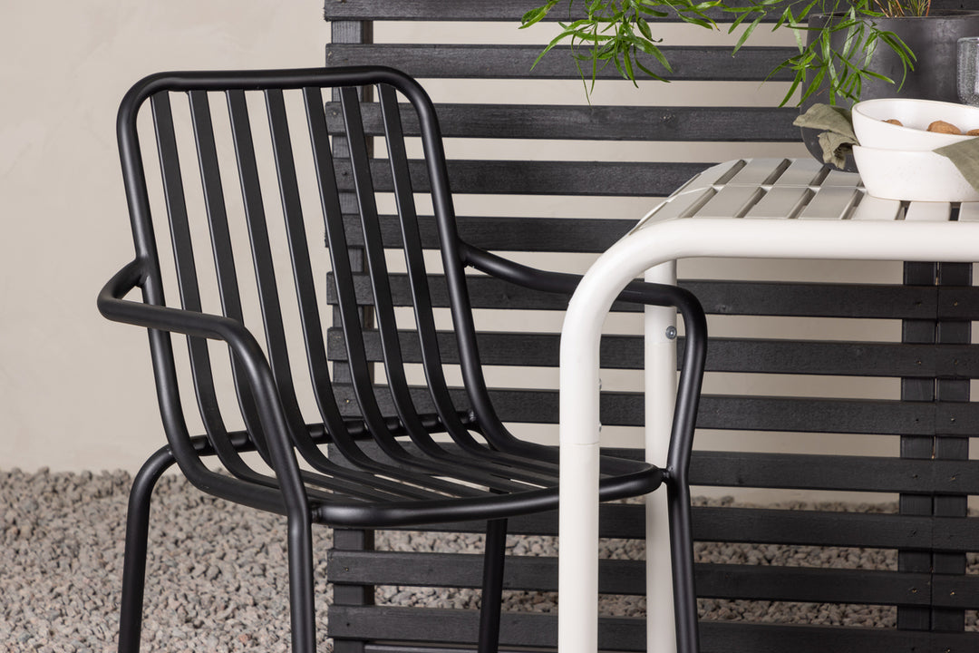 Borneo & Peking Cafebord Beige + Matstolar Svart