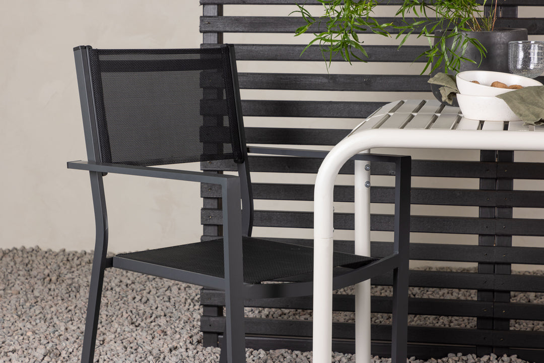 Copacabana & Borneo Matstolar Svart + Cafebord Beige